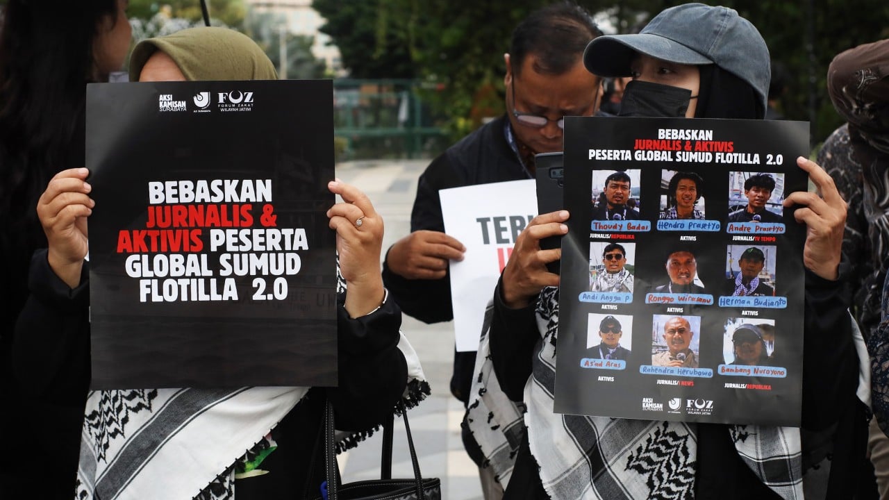 Freed Indonesian on Gaza flotilla tells father of rough treatment by Israeli officials
