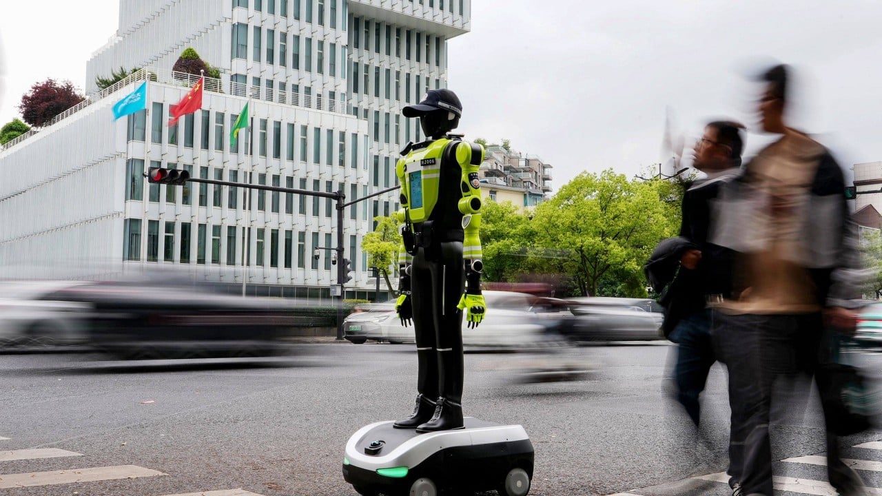 China mandates digital IDs for all humanoid robots