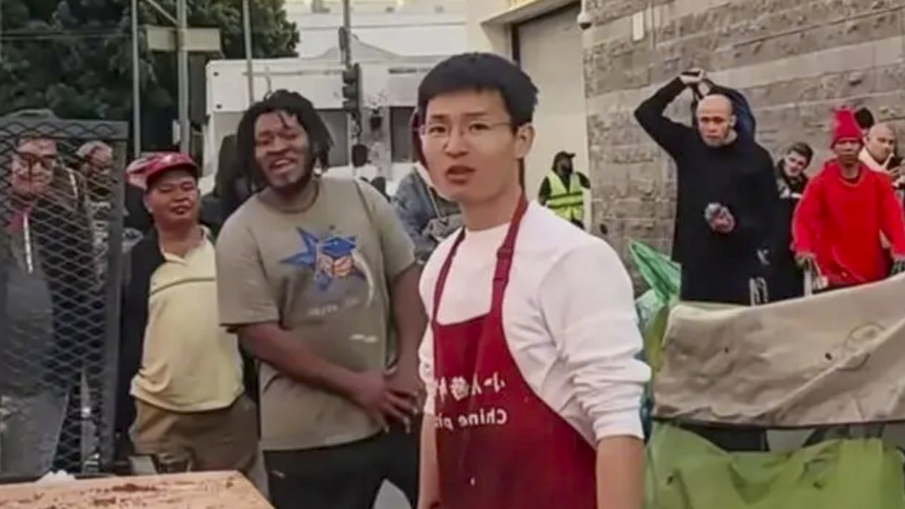 Chinese immigrant seller announces mayoral bid in US