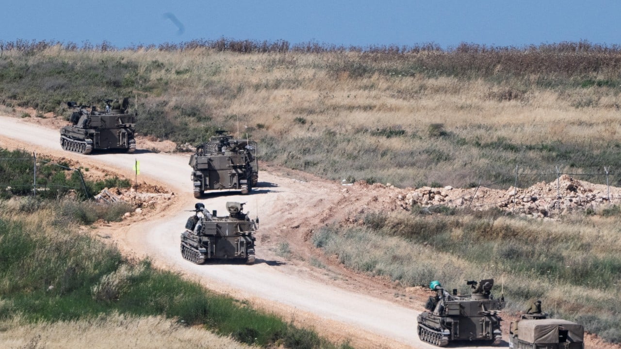 İsrail, Lübnan'ın yeni bir kesimini 'savaş bölgesi' ilan etti, ateşkesi tehlikeye atıyor.