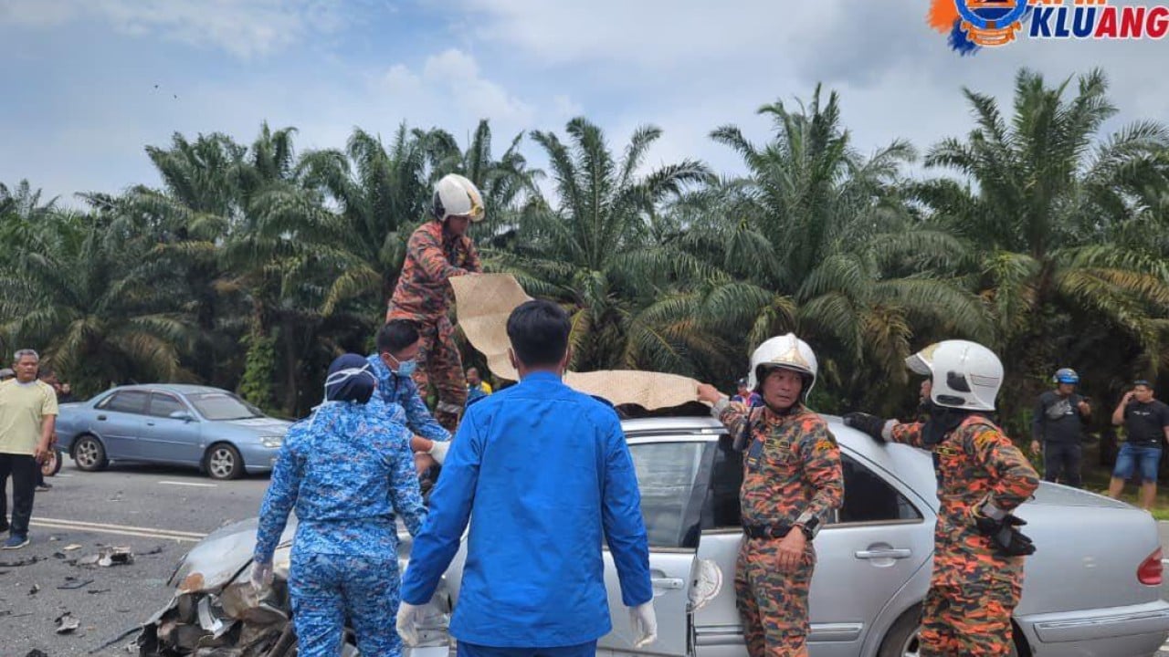 Alleged luxury car race crash that killed 5 renews Malaysia’s road safety concerns