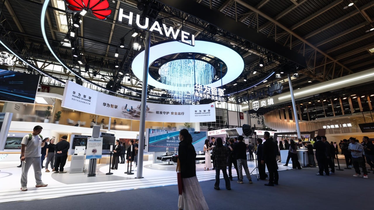 Huawei chips refine DeepSeek model in major leap for China’s AI self-reliance