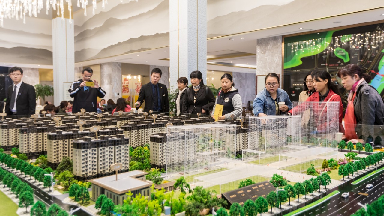 Chinese homeowner buys 34th-floor flat in 32-storey building