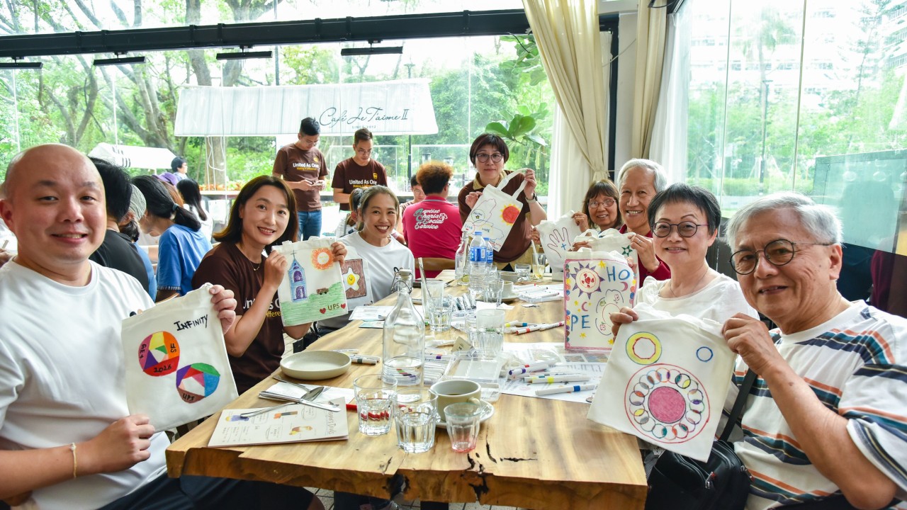 Operation Santa Claus: charities help Tai Po fire survivors 