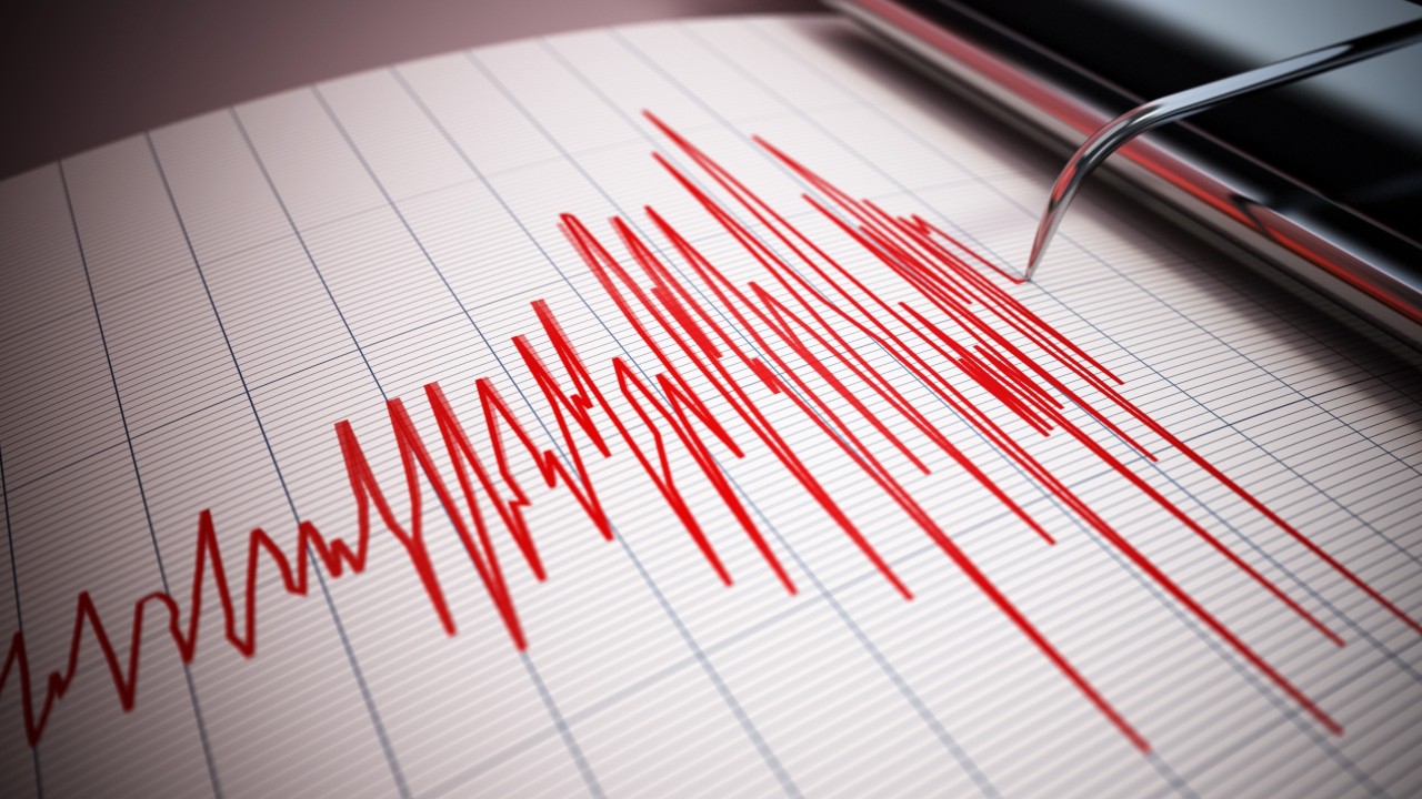 Magnitude 8.2 quake strikes Philippines, tsunami warning iss