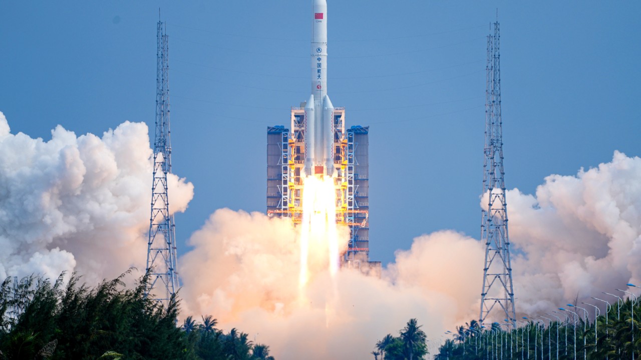 China launches new satellite to test high-speed co