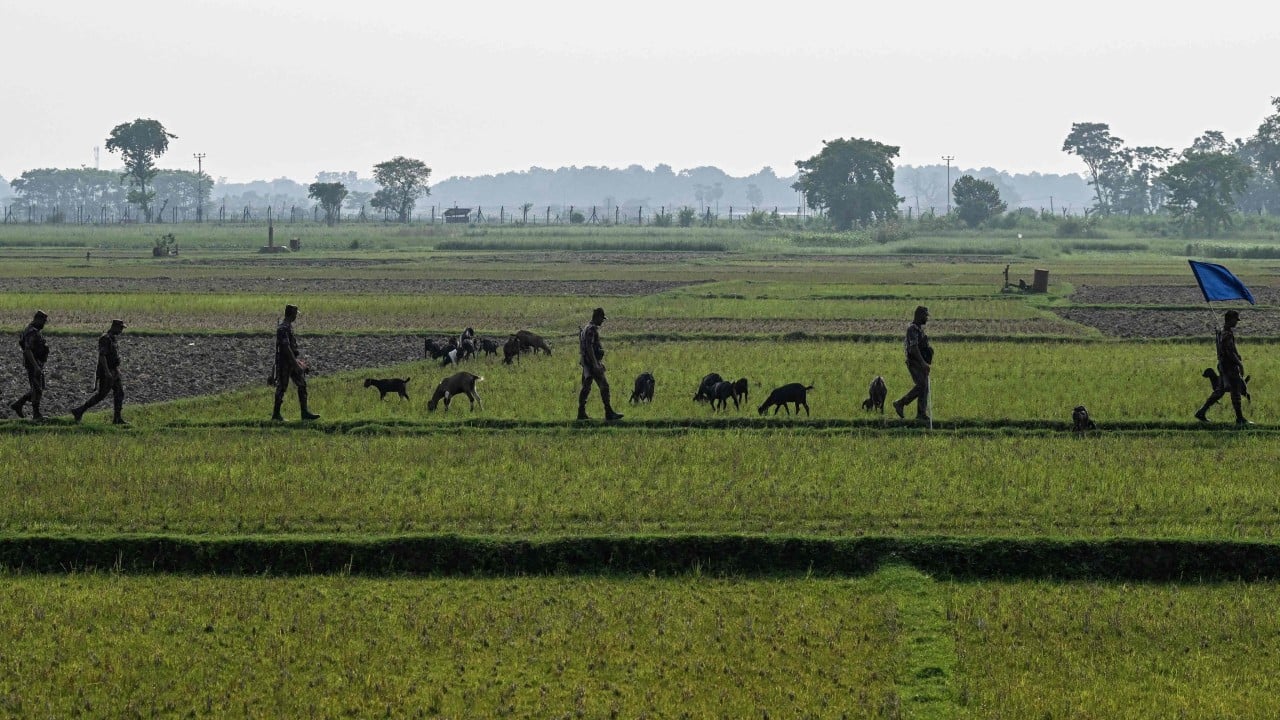 Bangladesh, India pledge closer border cooperation amid migration row