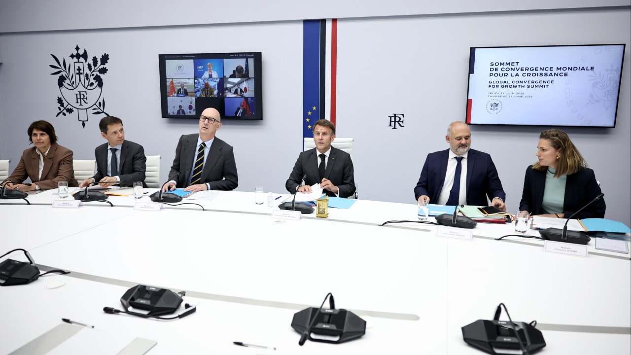 China-EU tensions, Xi in North Korea, flatlining r