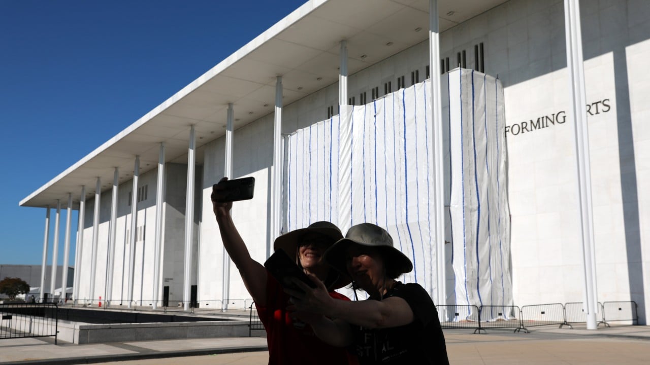 Trump’s name removed from Kennedy Centre