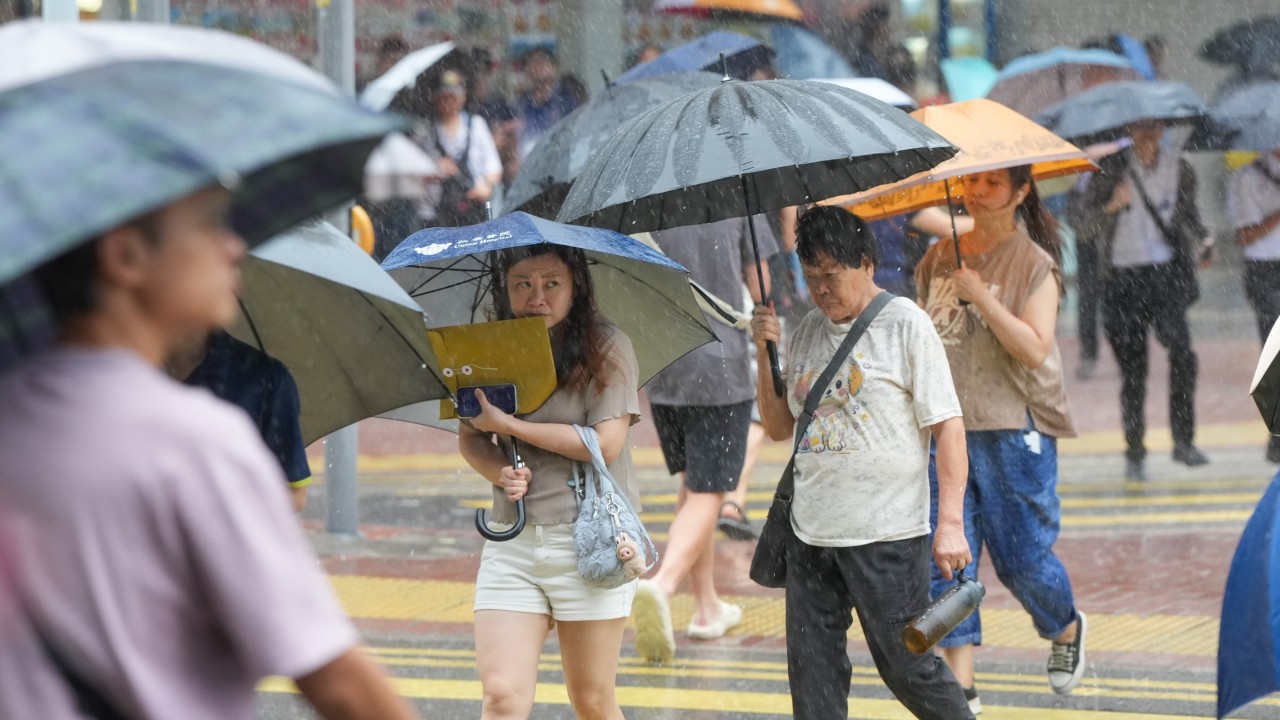 Hong Kong Observatory Issues Amber Rainstorm Warning Amid Heavy Downpours