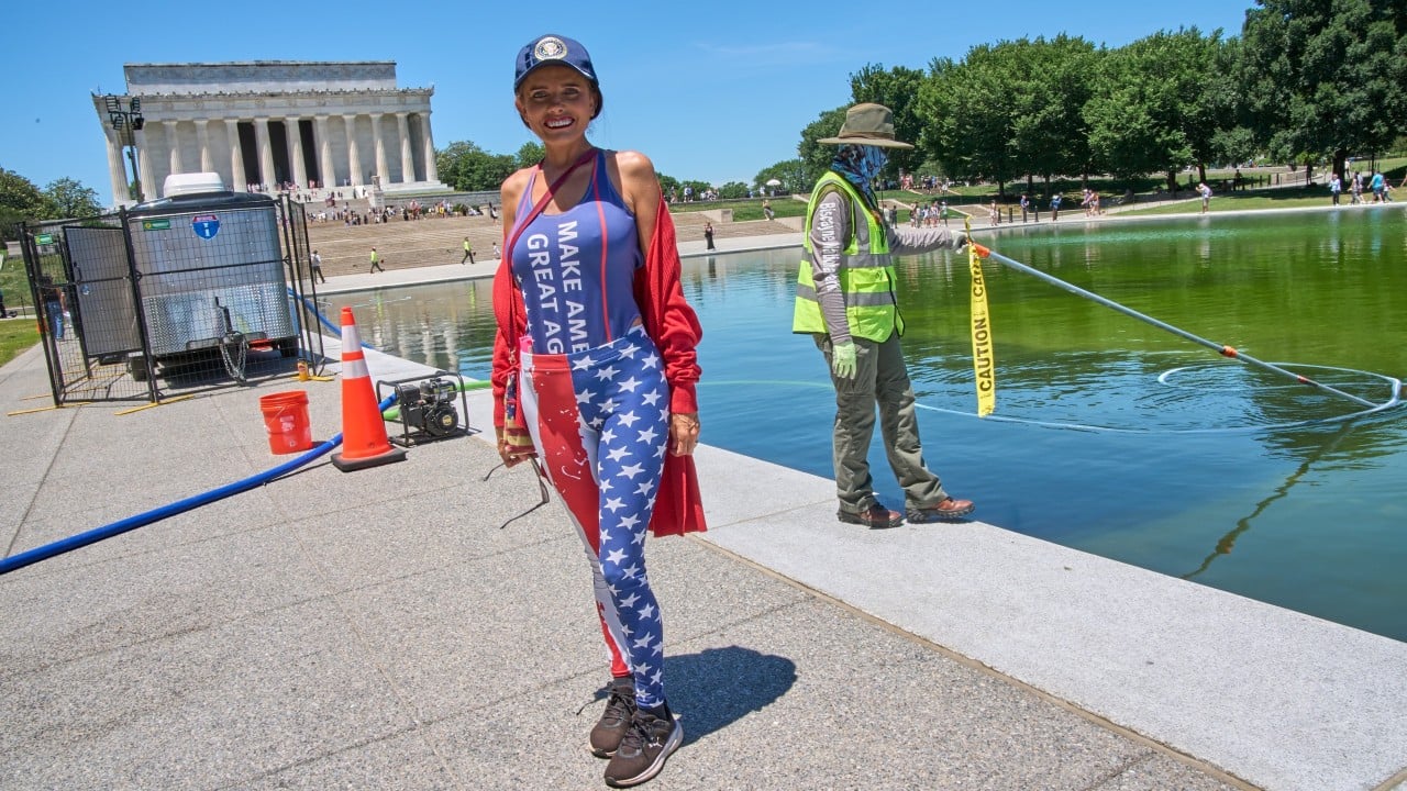 Lincoln Memorial Reflecting Pool Turns Green After Trump-Era Repainting