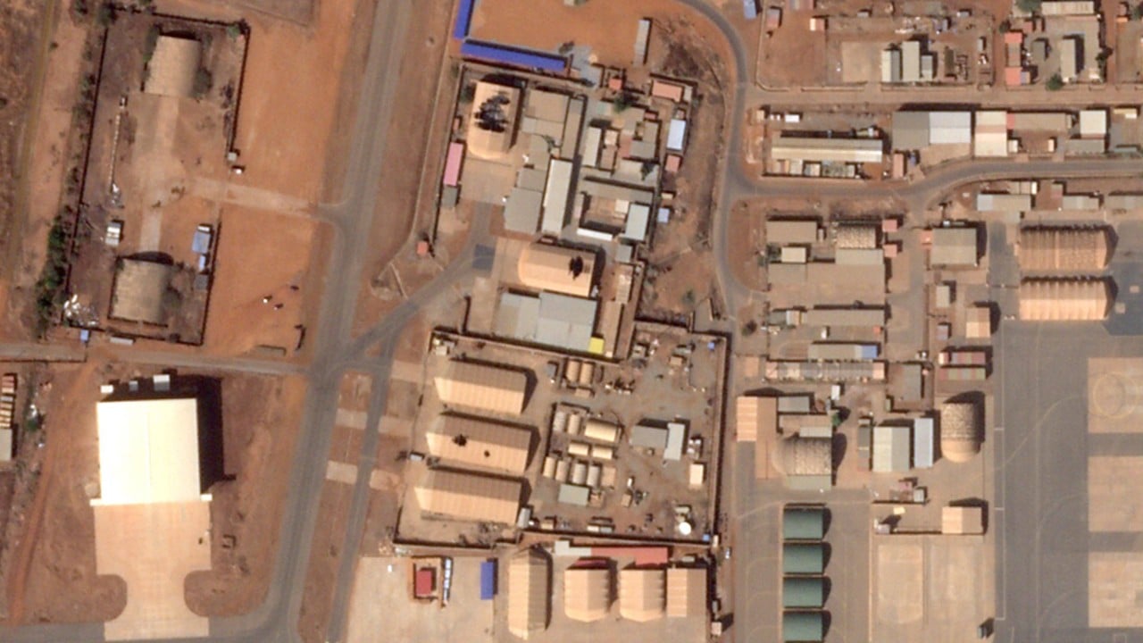 11 soldiers and 2 civilians dead as gunmen attack airport in Niger’s capital