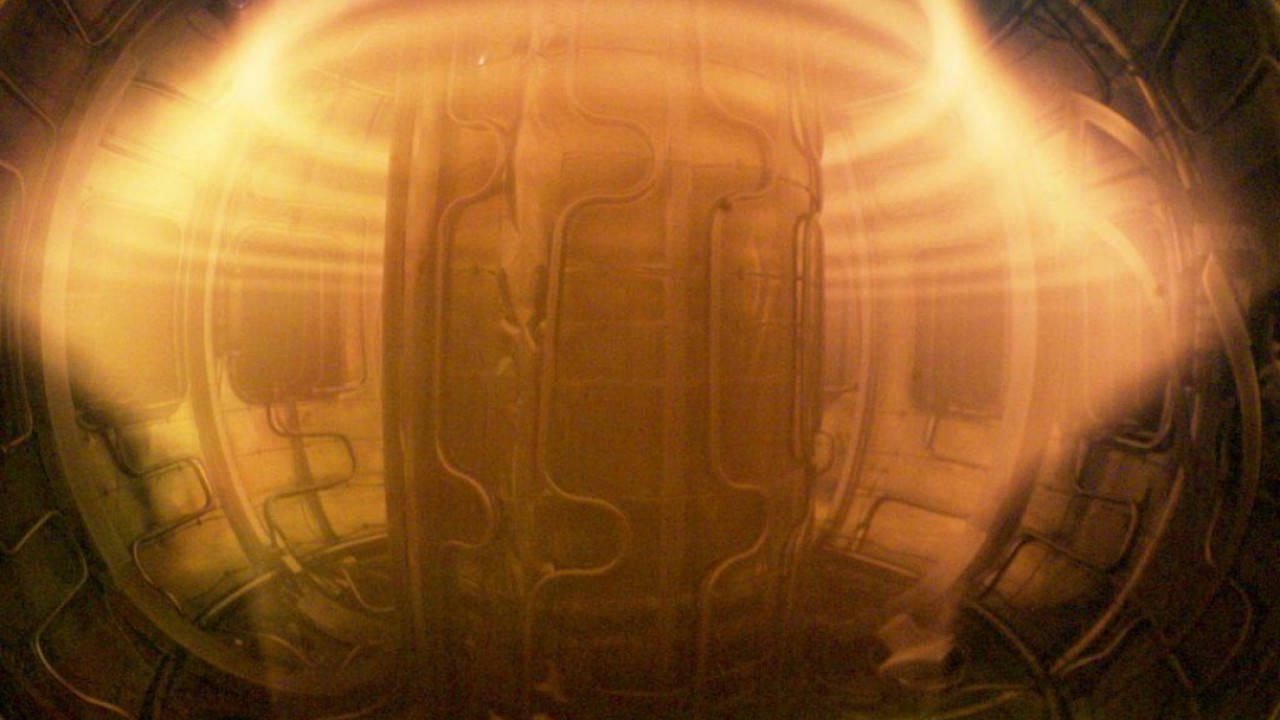 AI tackles fusion energy's software simulation bottleneck
