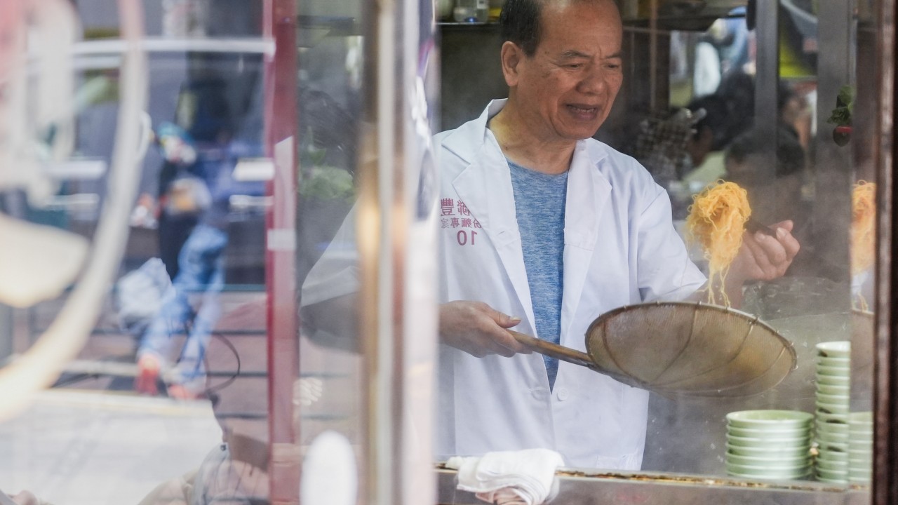 To tackle elderly poverty crisis, Hong Kong needs to rethink retirement