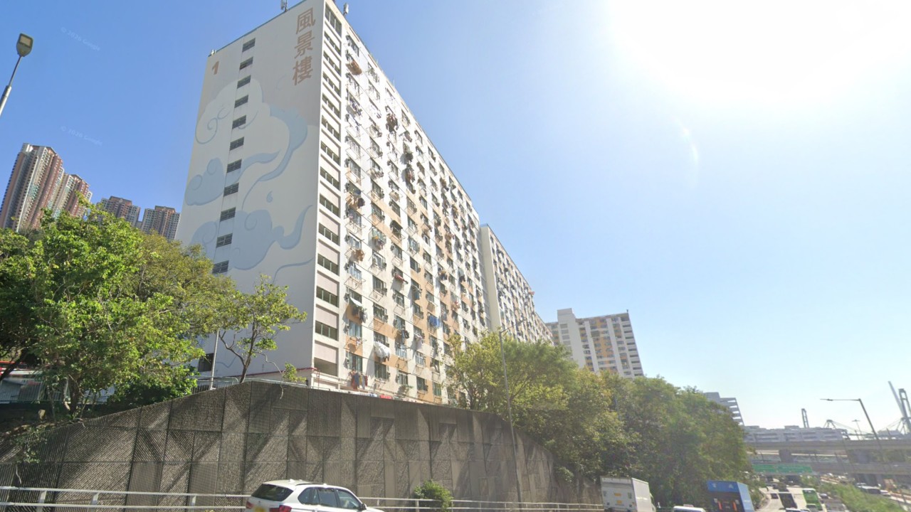 Elderly man found hanging in Hong Kong flat last week dies from injuries