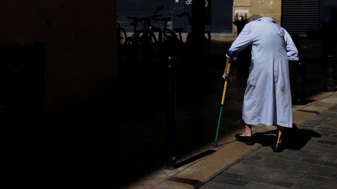 European hospitals overwhelmed by heatwave, more misery to come