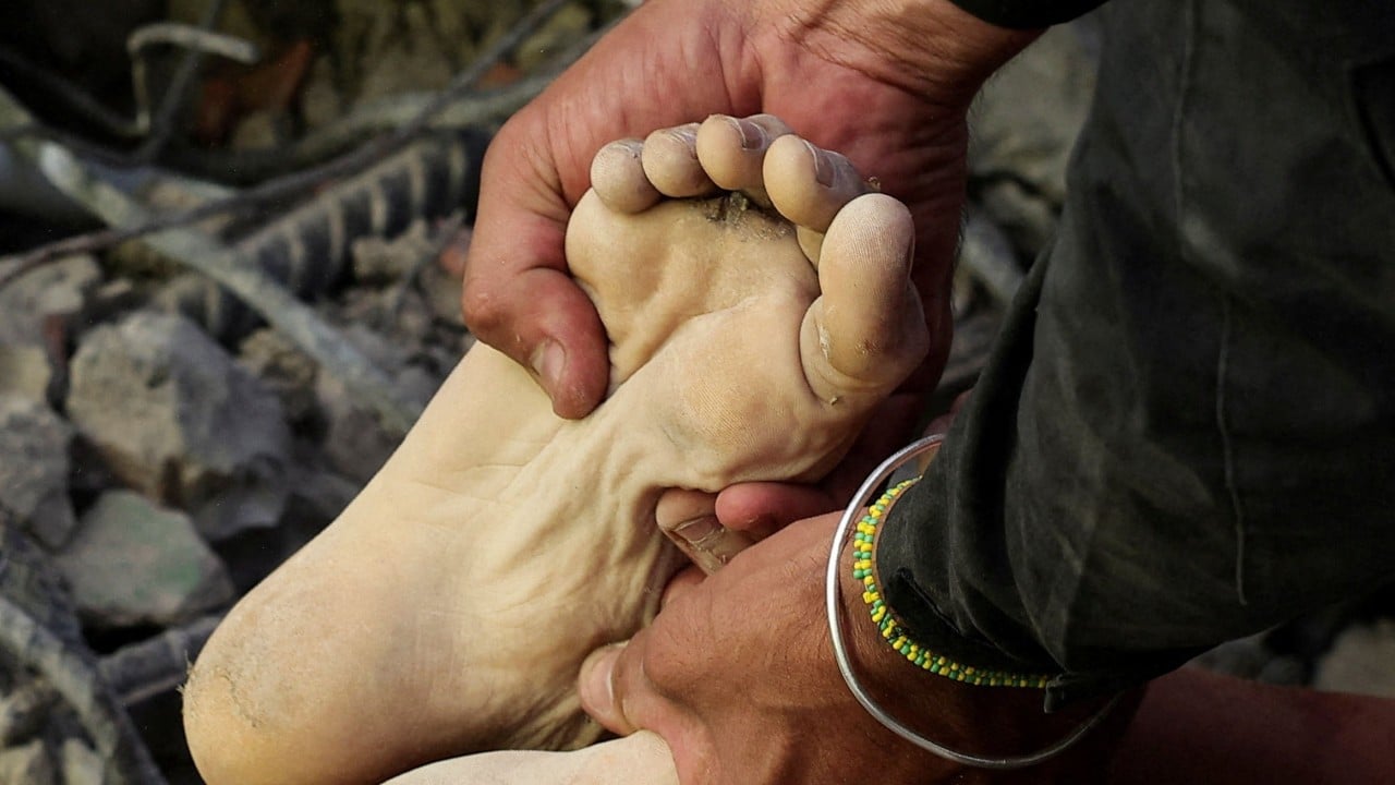 Venezuela earthquakes death toll rises to 589, other nations rush to help