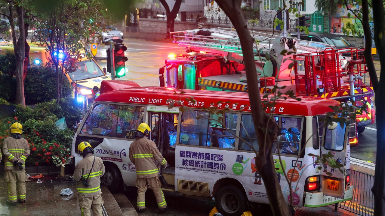 3 seriously injured after minibus mounts pavement, crashes in Hong Kong