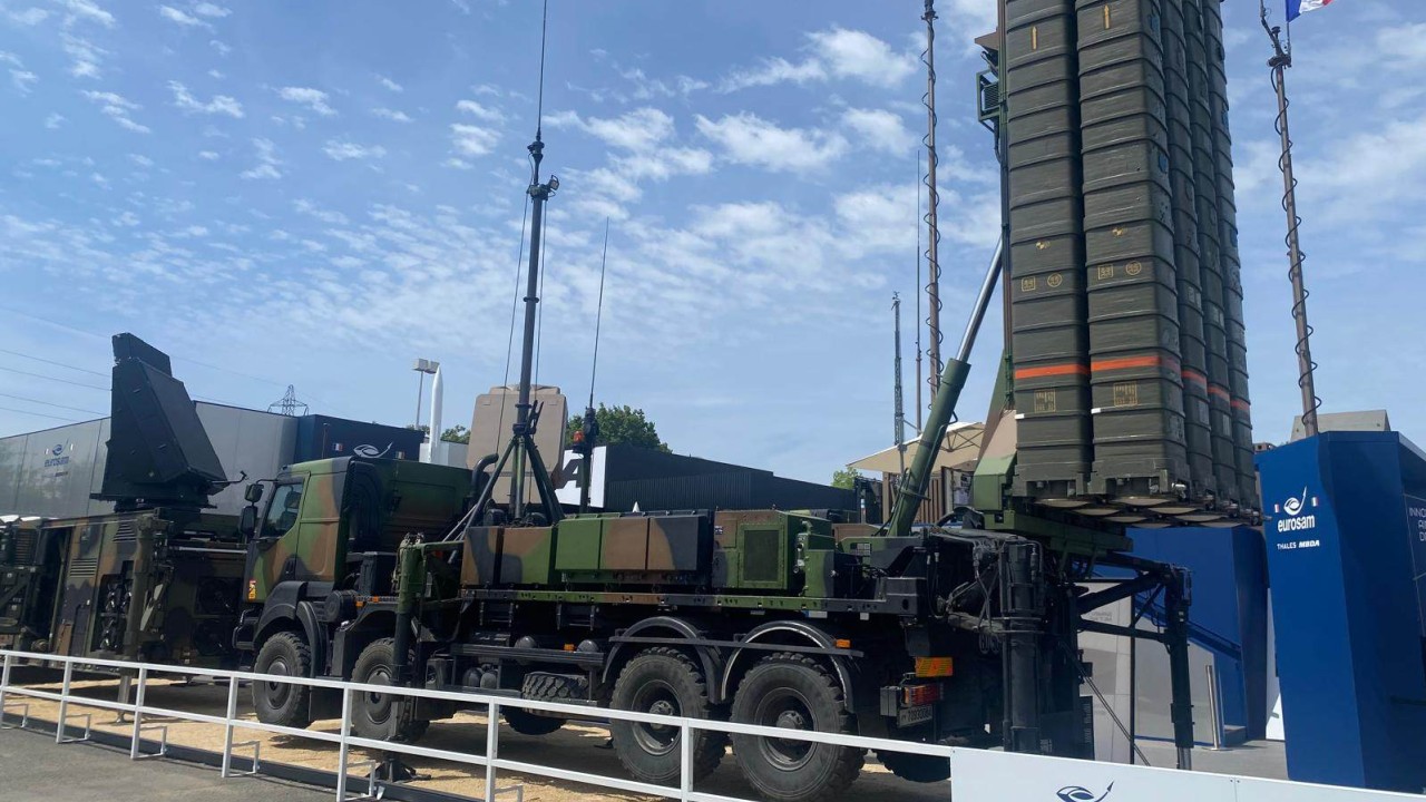 How is China shaping up in the global competition to sell air defence weapons?