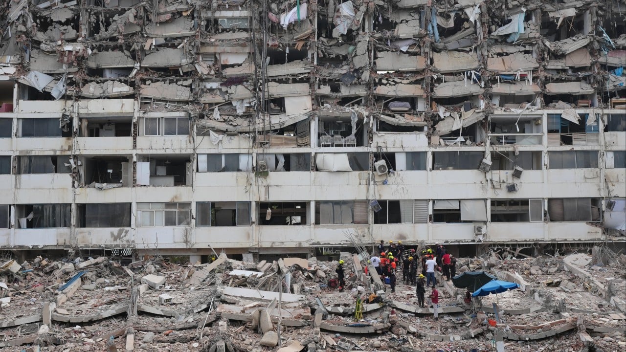 Critical rescue window passes in quake-hit Venezuela as death toll nears 1,500
