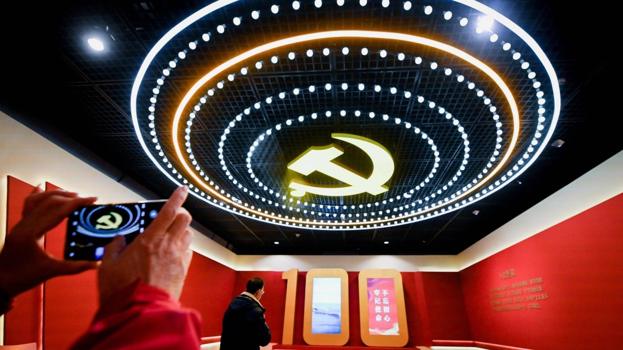 As China’s Communist Party grows more slowly, its members are getting older