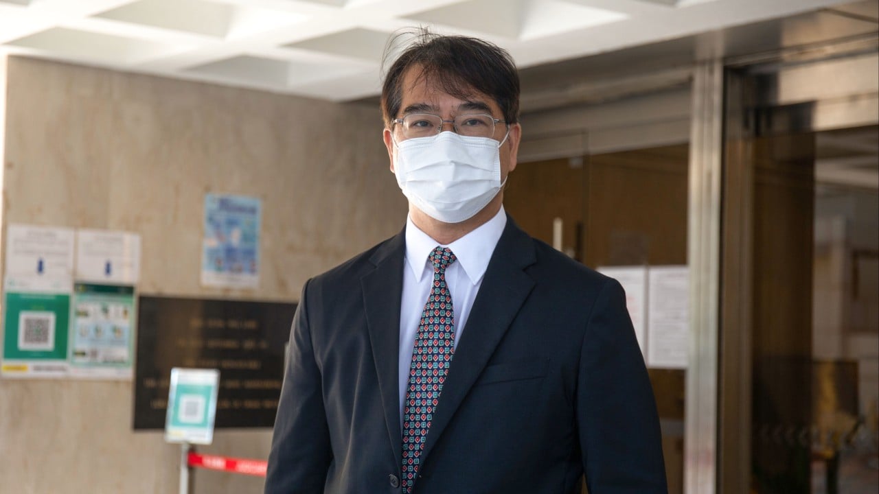 Ex-prosecutor loses judicial challenge against sacking for emails flouting neutrality
