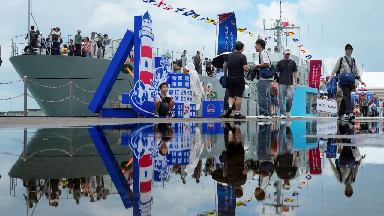 Hong Kong’s first batch of free PLA ship tour tickets gone within 4 minutes