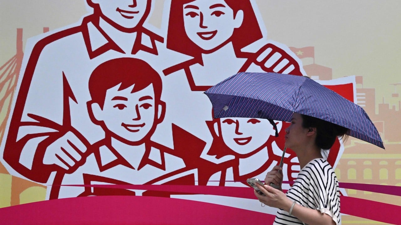 Vietnam offers cash for babies but potential parents are not biting