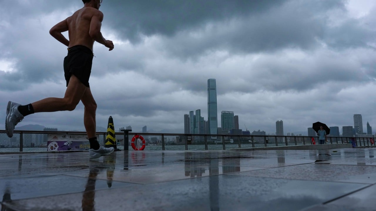 Hong Kong issues No 1 typhoon signal on Thursday morning