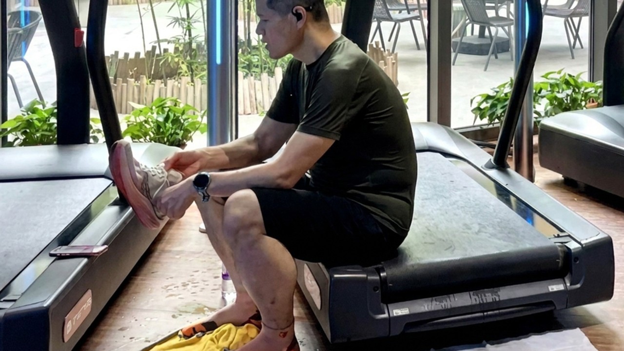 Chinese gym refunds client, offers membership elsewhere after body odour complaints