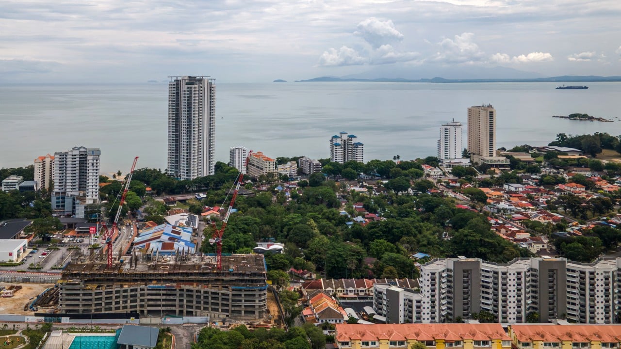No more warnings for litterbugs as Malaysia’s Penang deploys bodycams