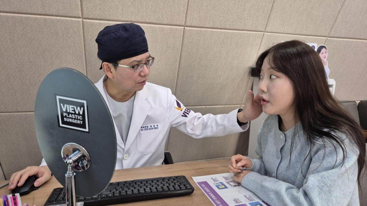 Currency advantages, K-beauty fuel Chinese shopping trips, spending in Korea