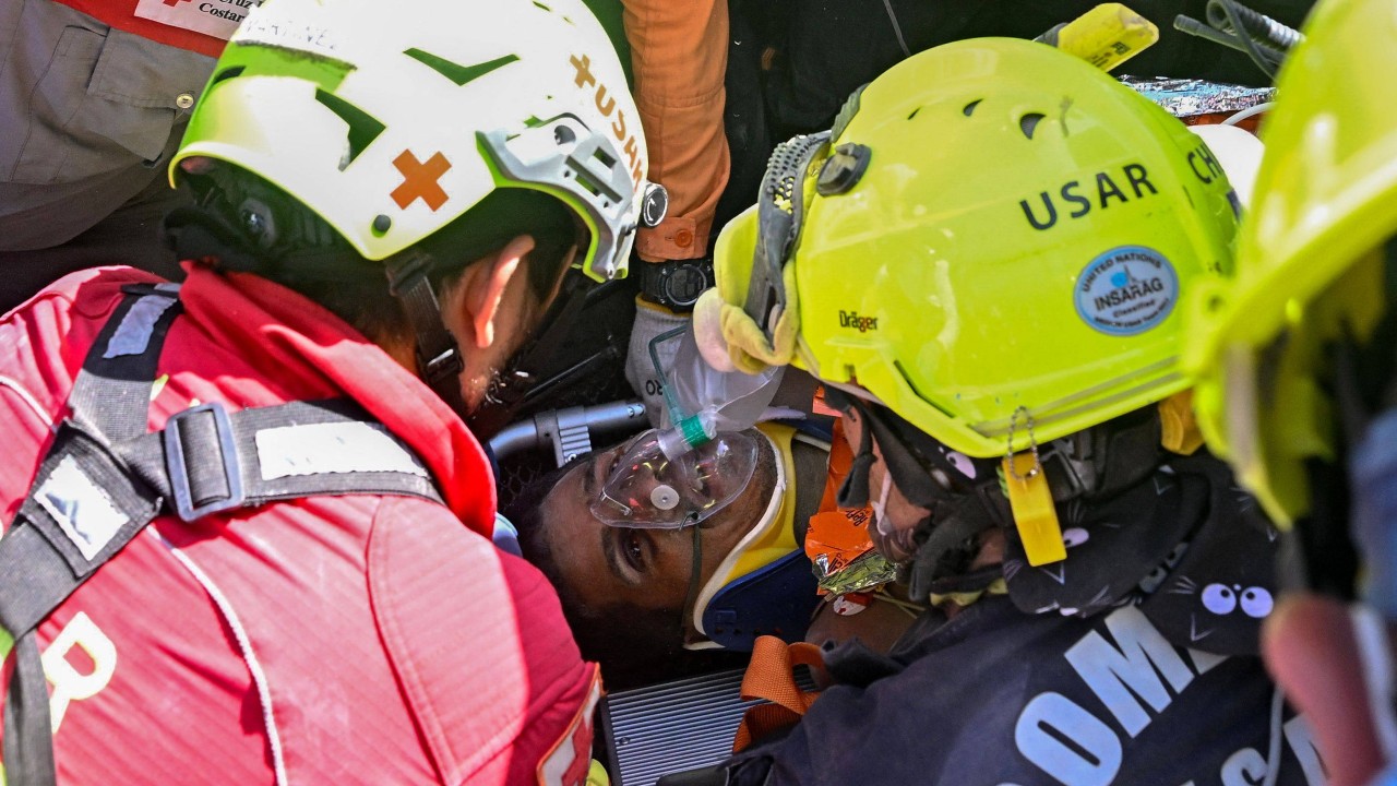 ‘Truly a miracle’: man rescued from Venezuela rubble 8 days after twin quakes