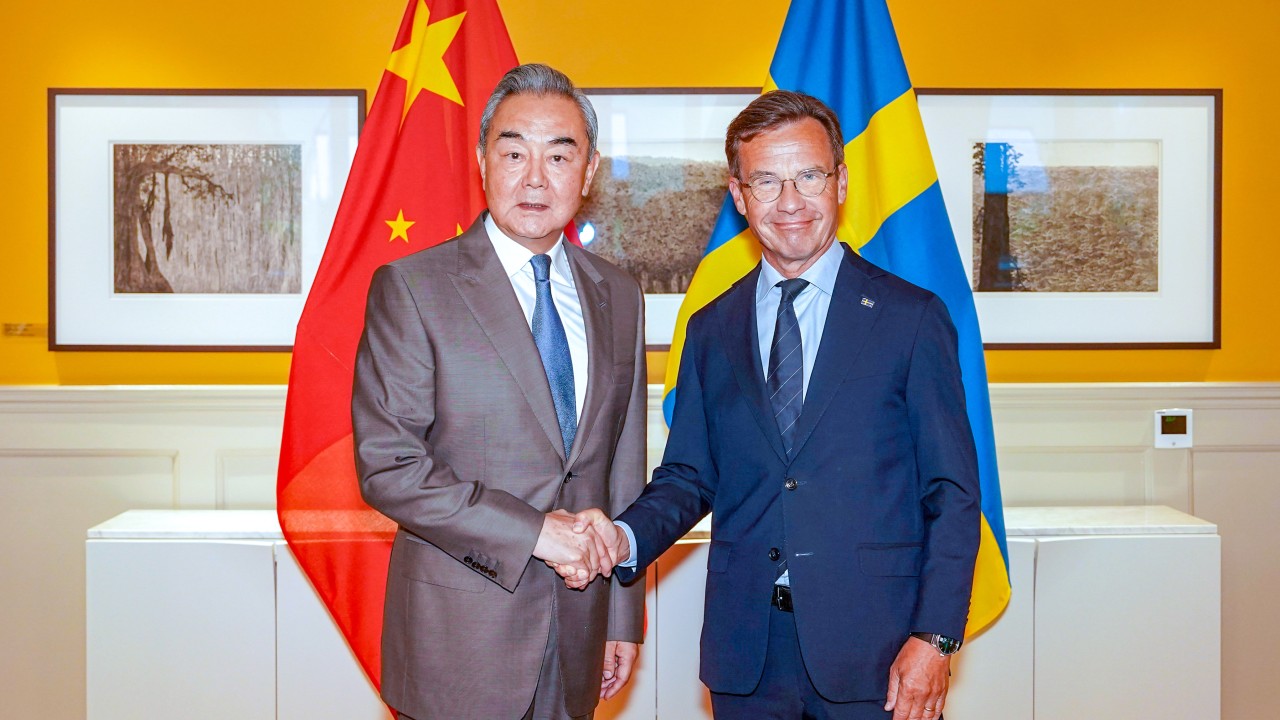 Chinese foreign minister calls on Sweden to help rebuild trust between the countries