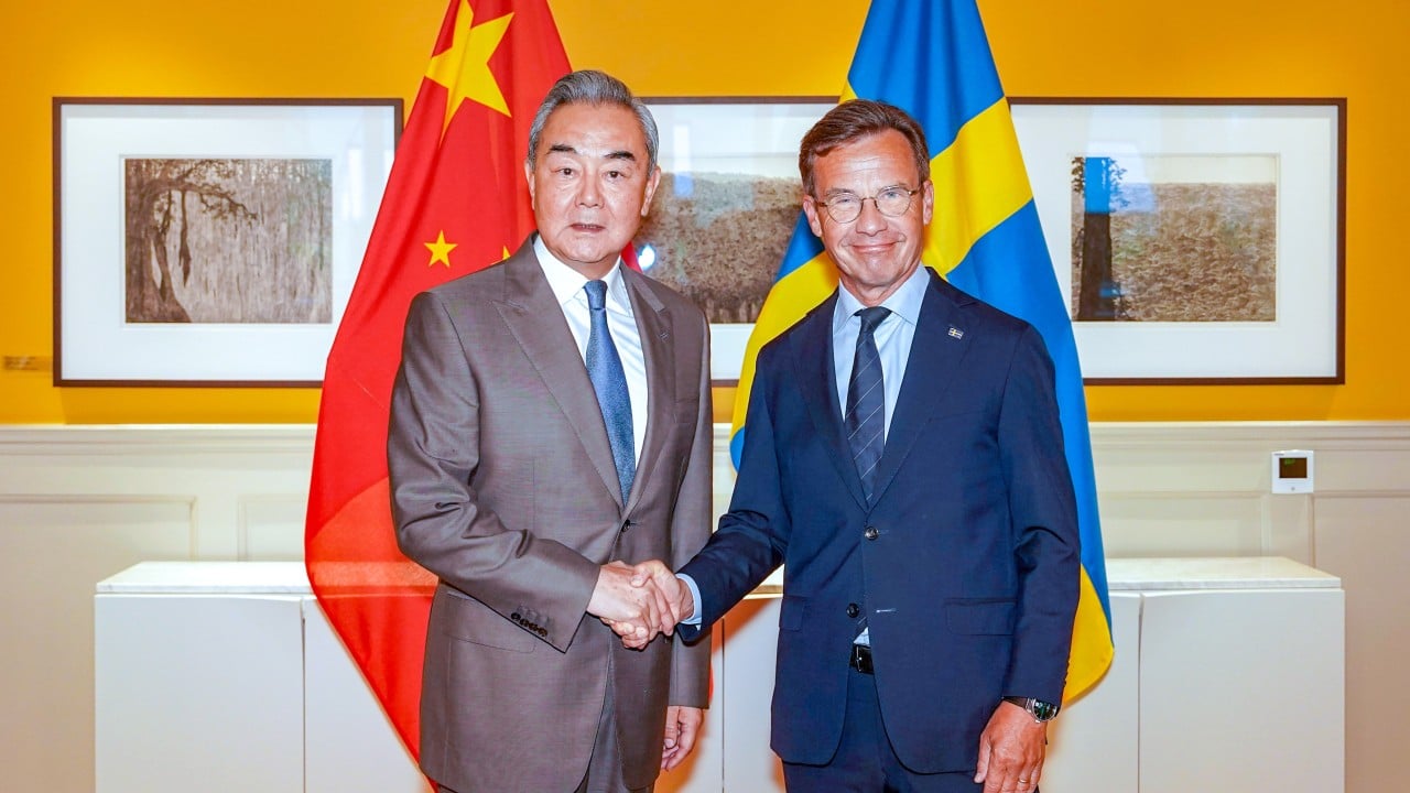Chinese foreign minister calls on Sweden to help rebuild trust between the countries