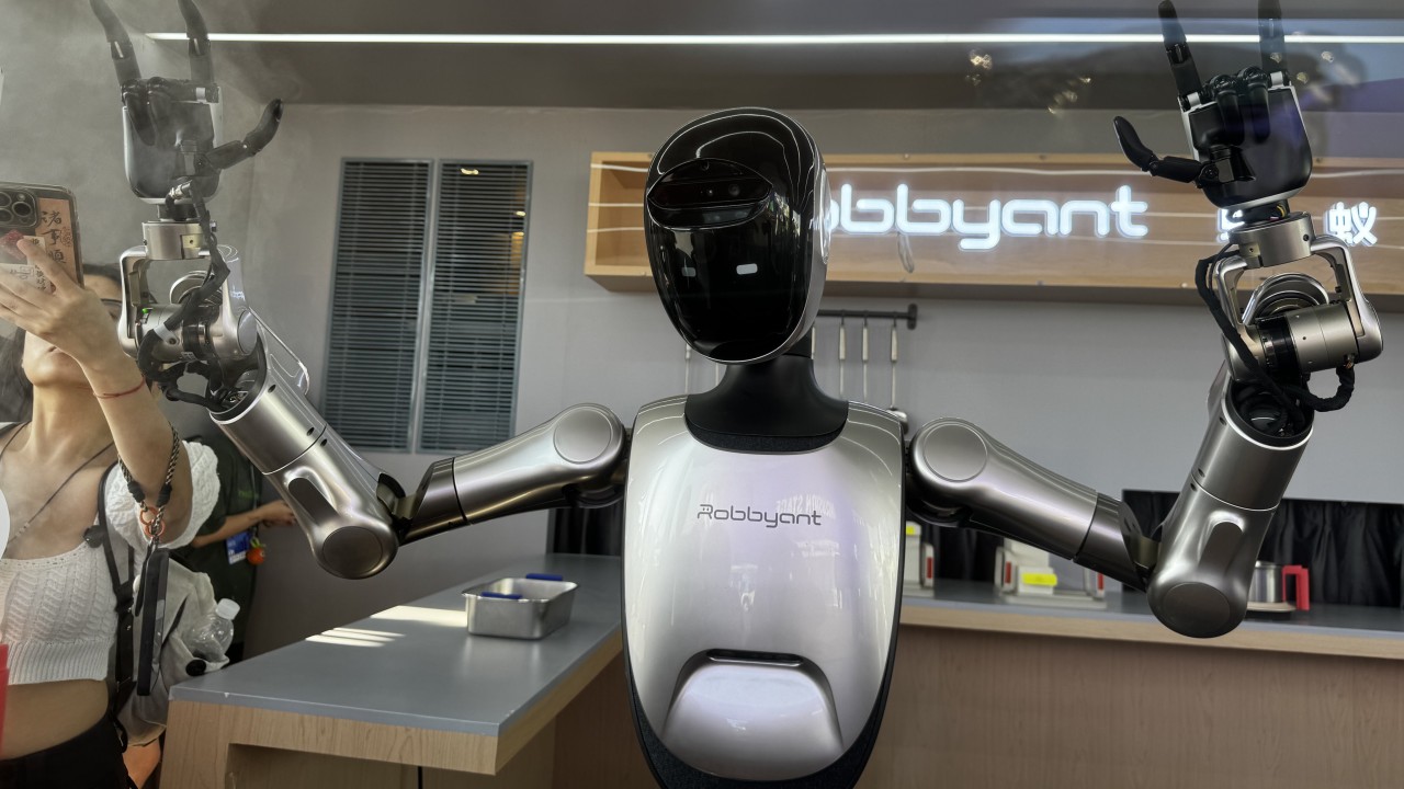 Ant Group unveils breakthrough robot vision for transparent objects