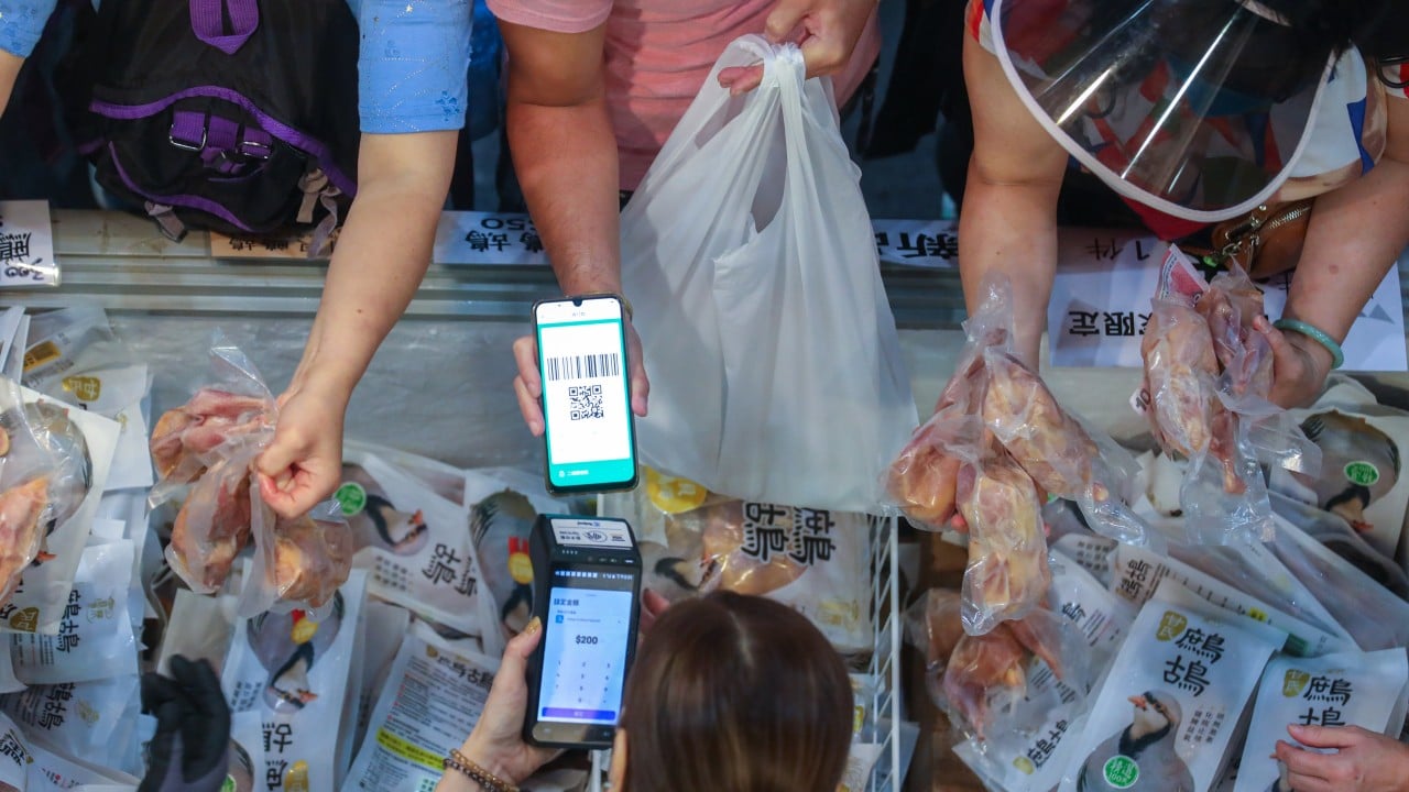 Legal tender and electronic payments – can we insist on paying in cash?