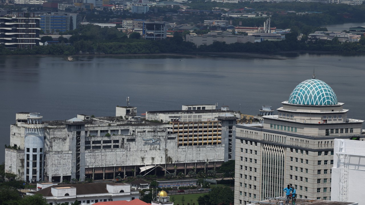 In Malaysia’s Johor, Chinese voters prize affordability over politics