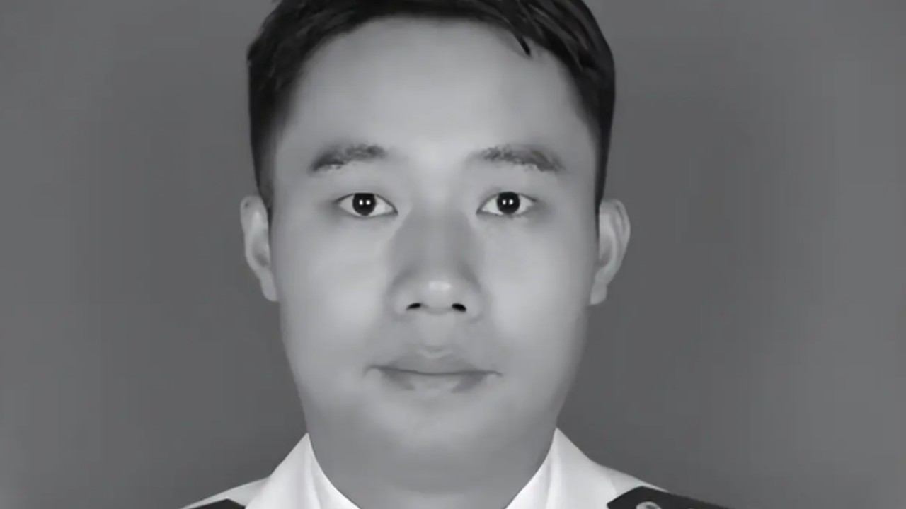 2 Chinese military naval pilots killed during PLA frontline training exercises