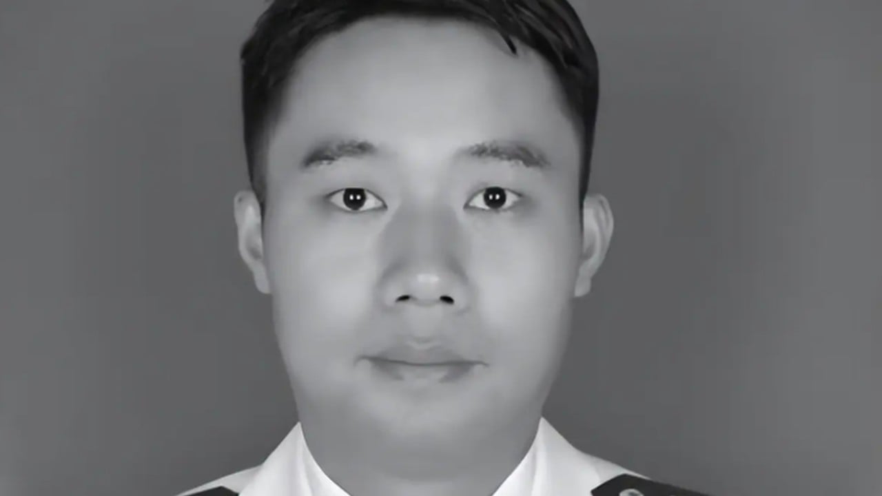 2 Chinese military naval pilots killed during PLA frontline training exercises