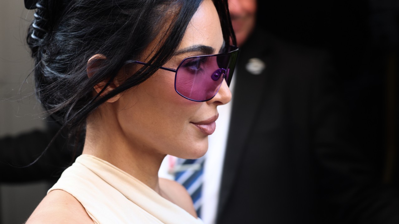 4 pairs of oversized wraparound sunglasses to make a big splash this season