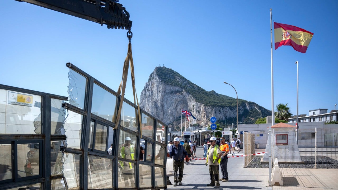 Gibraltar and Spain end border checks in historic UK-EU treaty