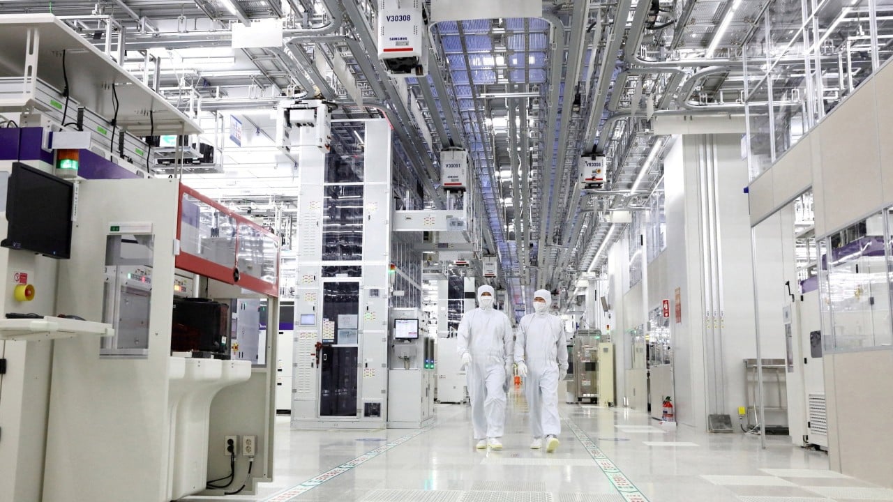 US$402,000 bonus splits Samsung device and chip workers as anger, feud mount