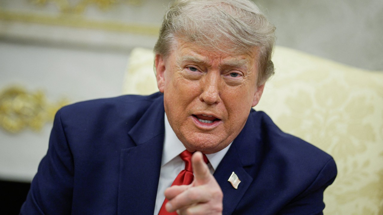 Trump scraps Hormuz toll plan but presses ahead with Iran blockade