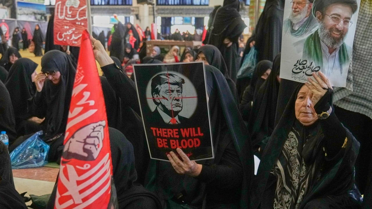 Iran threatens to close more vital seaways as US renews blockade