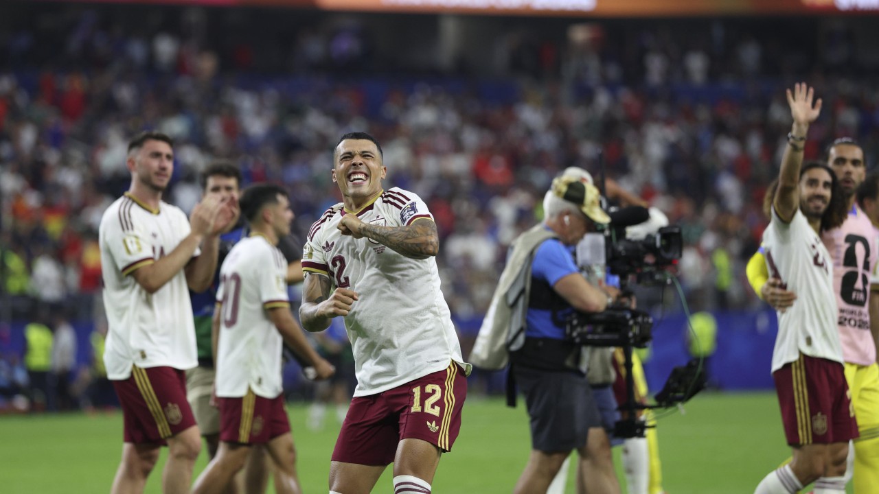 A true team, strong defence, unbeatable coach: why Spain are in the World Cup final