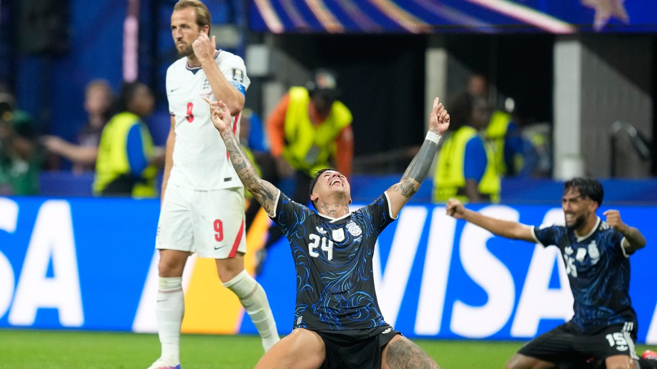 While you were sleeping: England blow it away, throw it away, Argentina into World Cup final