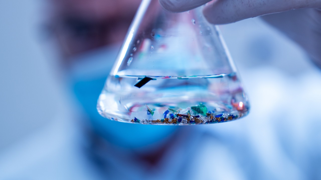 China can turn plastic waste to jet fuel at a low cost: study