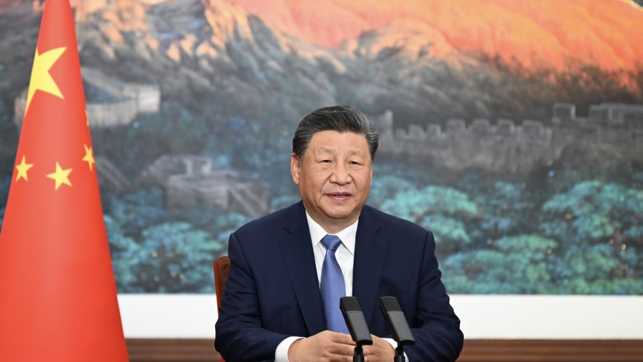 Çin'in Xi Jinping'i, ABD teknoloji rekabetinin kızıştığı sırada Dünya Yapay Zeka Konferansı'na hitap ediyor