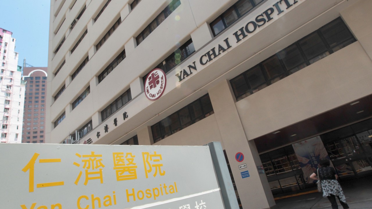 Hong Kong taxi driver dies after crashing into railing in Tsuen Wan